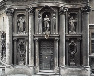 Moitié inférieure de la façade, 1637-41 - Francesco Borromini